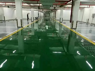 地坪施工為什么一定要選專業(yè)地坪漆生產(chǎn)廠家呢？看完你就懂了