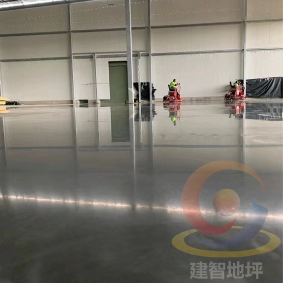 地面固化劑的性能優(yōu)點(diǎn)-建智科技為您講解！