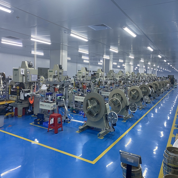 環(huán)氧自流平地坪漆有什么優(yōu)點(diǎn)？為什么叫自流平？