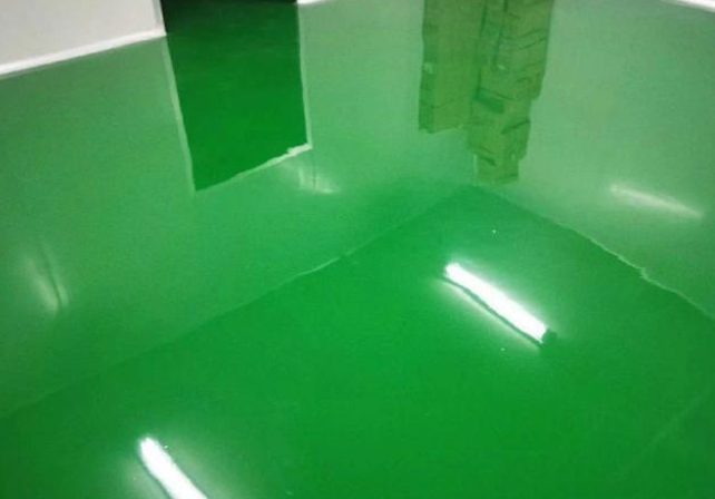 工業(yè)環(huán)氧地坪漆涂裝使用壽命是多久？三種情況決定使用年限【建智地坪】